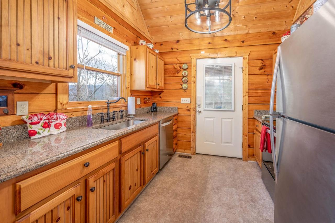 Over The Mountain - Smoky Mountain View Cabin 세비어빌 외부 사진