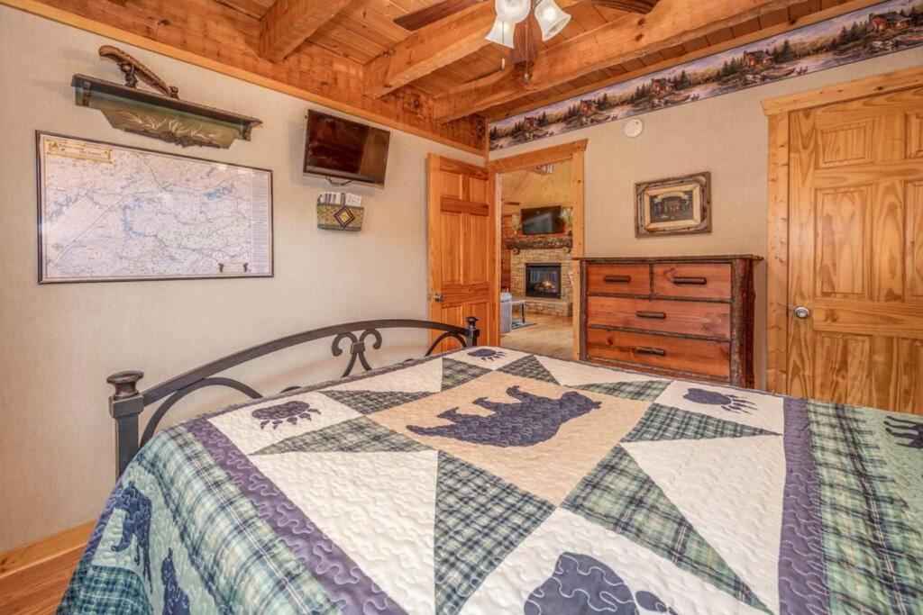 Over The Mountain - Smoky Mountain View Cabin 세비어빌 외부 사진