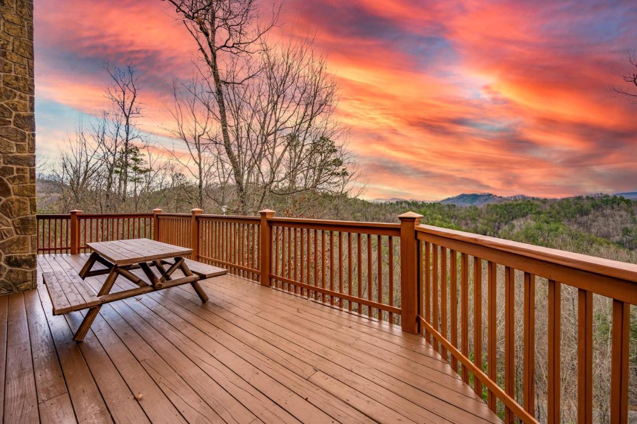 Over The Mountain - Smoky Mountain View Cabin 세비어빌 외부 사진