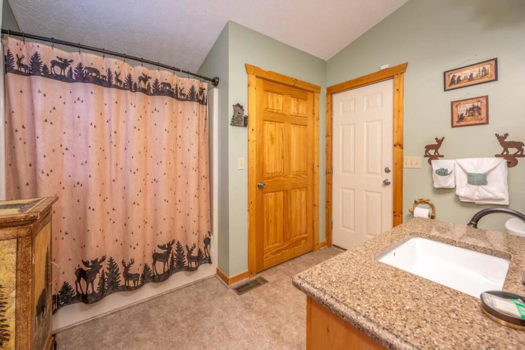Over The Mountain - Smoky Mountain View Cabin 세비어빌 외부 사진