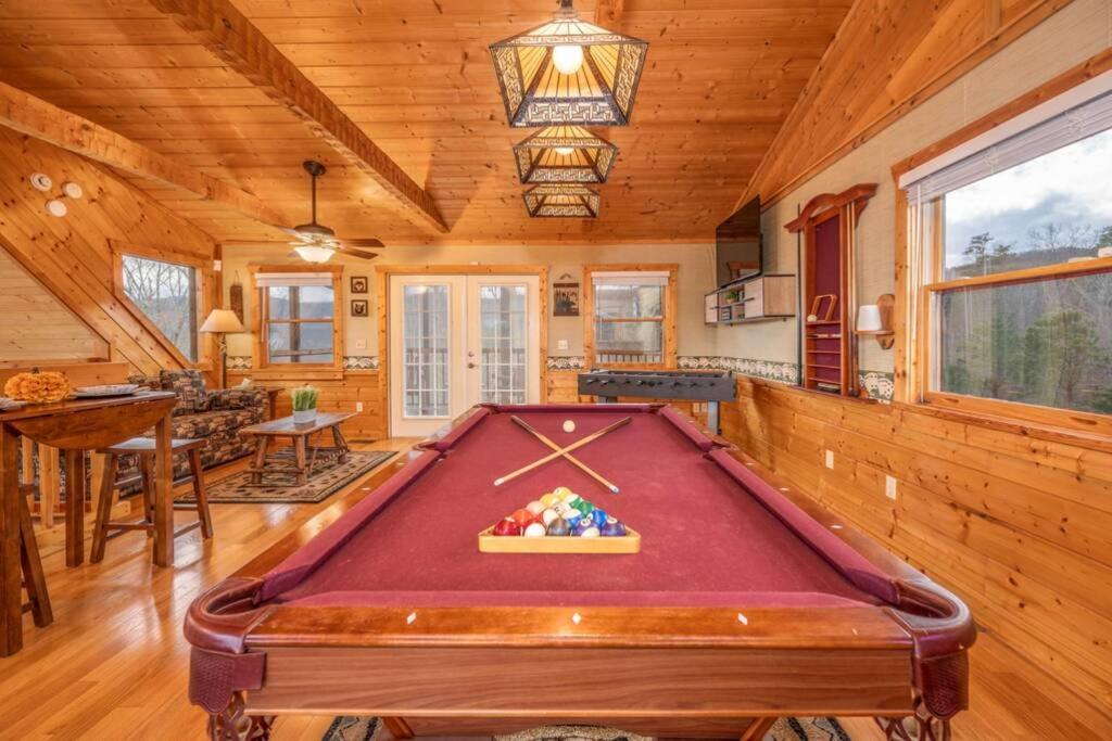 Over The Mountain - Smoky Mountain View Cabin 세비어빌 외부 사진